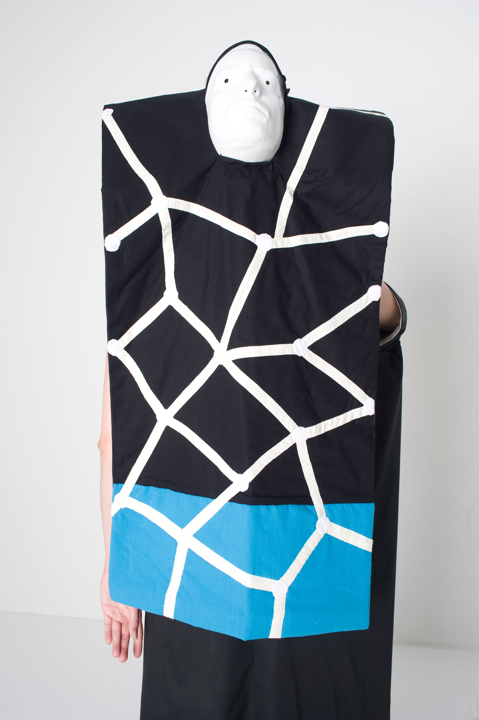 Susan_Hefuna_08_costumes